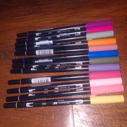 12 Tombow Brush Markers