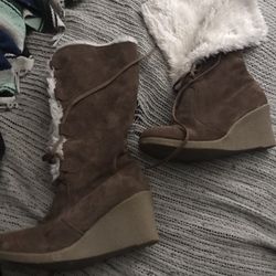 Lnew Leather Suede Lace Up Boots Very Nice Only $25