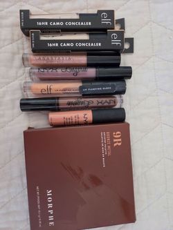Makeup bundle