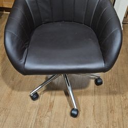 Contemporary Lounge/Office Chairs