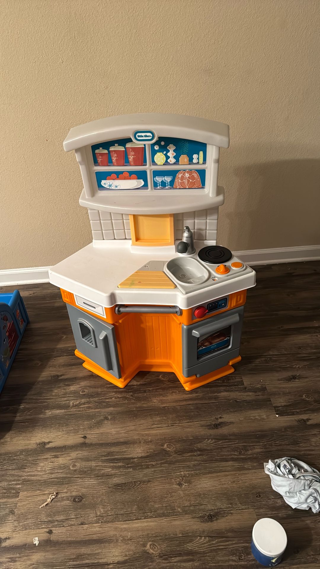Play Kitchen