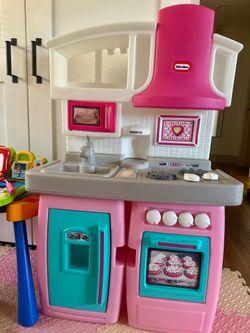 Toddler kitchen
