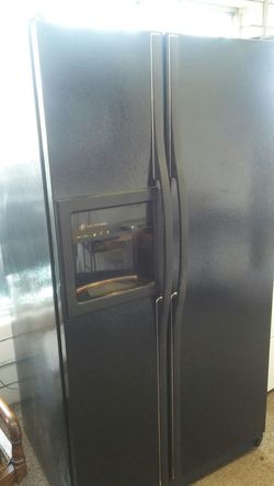 Black side-by-side refrigerator