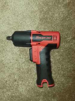 Snap On 14.4 V Micro Lithium Impact Wrench 3/8 Drive Thumbnail