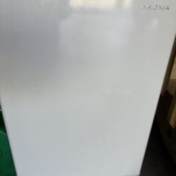 Mini Refrigerator 