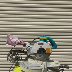 Makita 10" Miter Sliding Saw 
