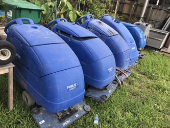 Floor scrubber clarke focus ll. sold as they are