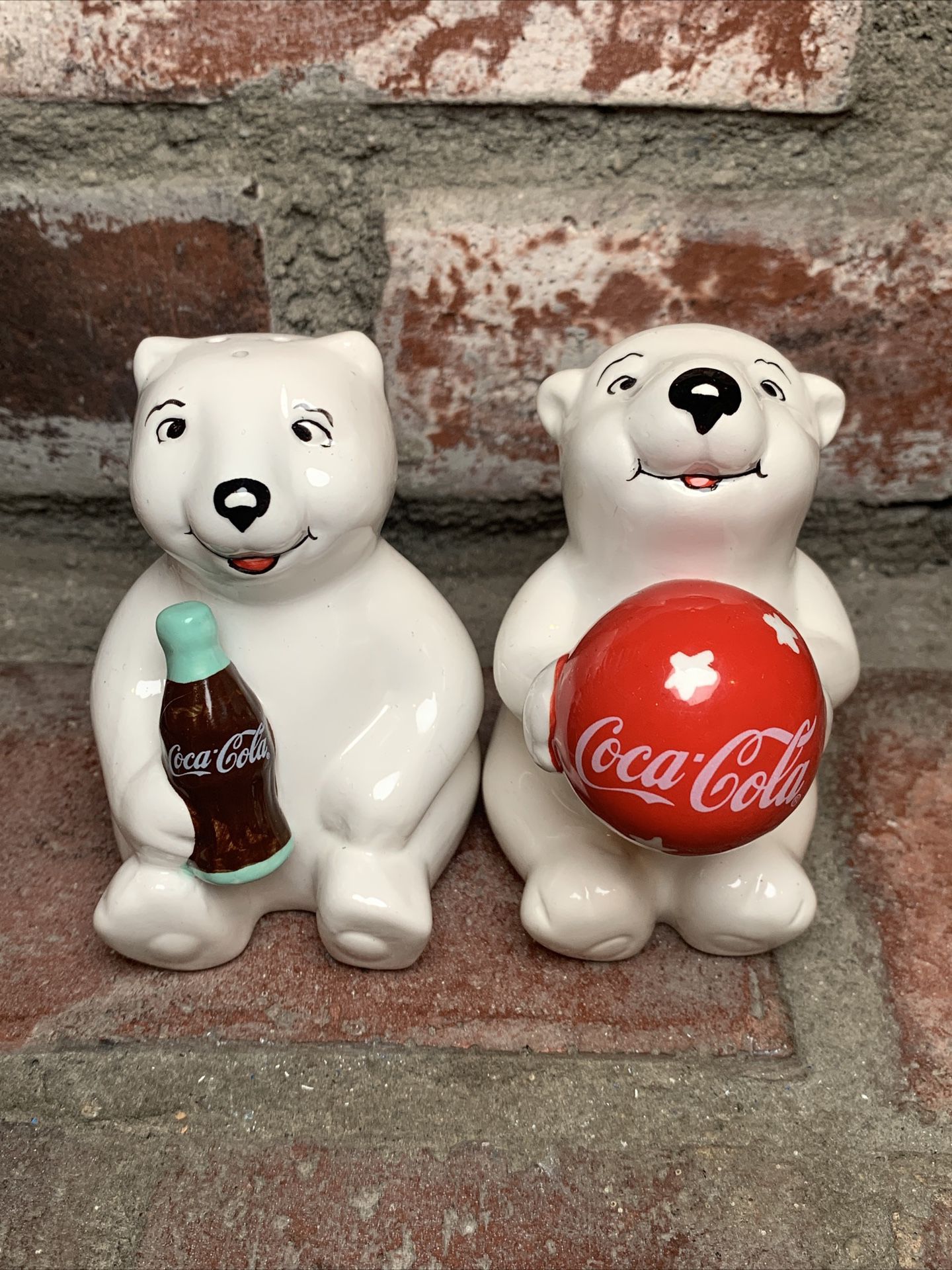 Adorable Coca-Cola Polar Bear Salt and Pepper Shaker Set