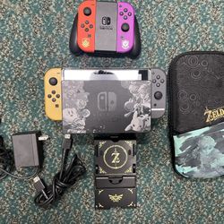 NINTENDO SWITCH BUNDLE W/A LOT OF  ACCESSORIES SELLING FOR $299‼️
