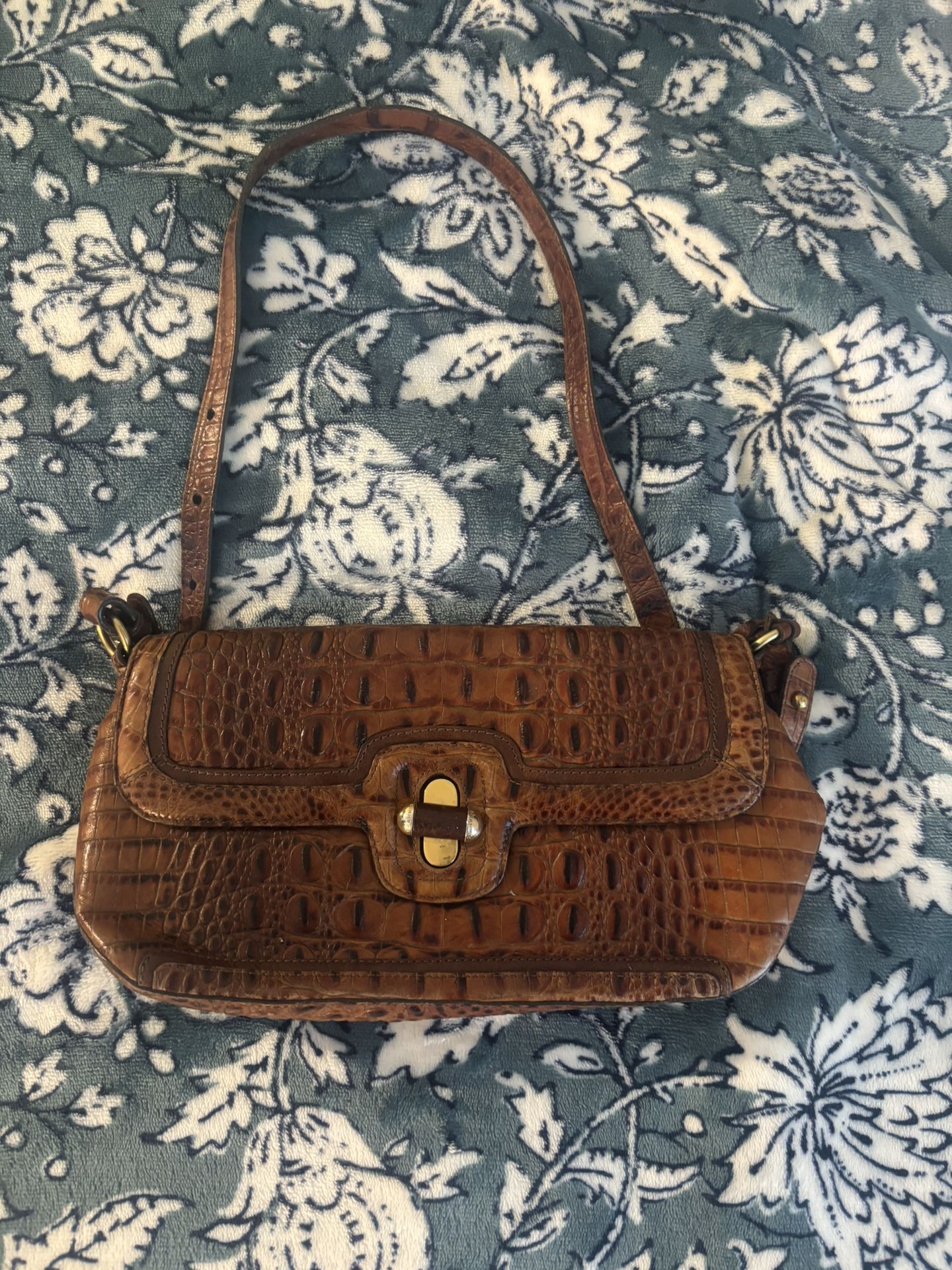 Brahmin Croc-Embossed Leather Shoulder Bag – Classic Brown – Authentic