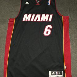 Miami Heat LeBron James Authentic Jersey Size L