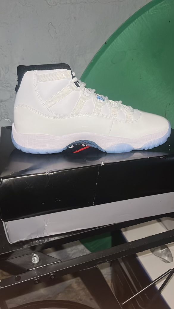Jordan 11s