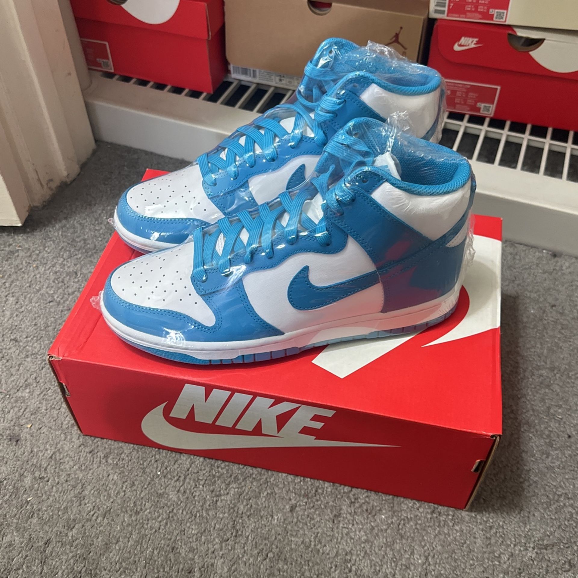 Nike Dunk High Retro Laser Blue