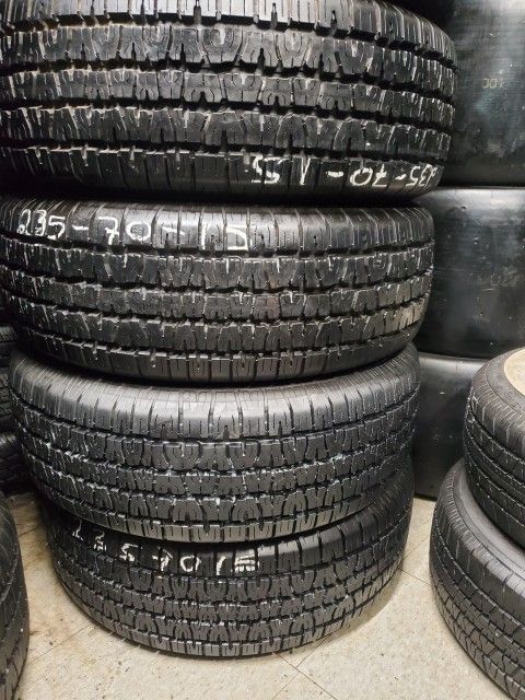 235-70-15:4 BFGoodrich Radial