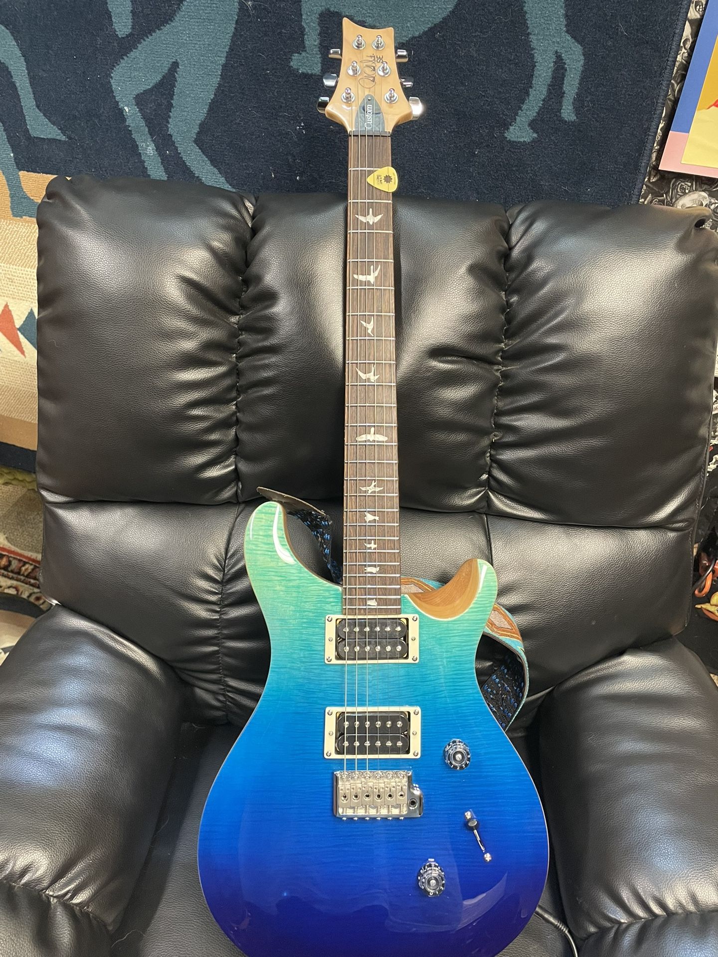 PRS SE