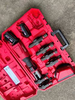 Milwaukee force logic press tool