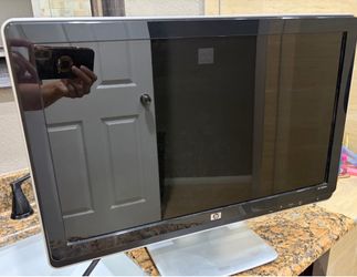 HP computer monitor 17.5”
