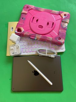 Apple IPad 7th Generation (10.2” Retina / IOS 18 / Touch ID ) 32GB with Pen,  keyboard, pink case  & Accessories