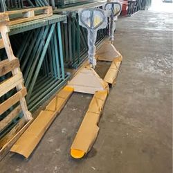 NEW Pallet Jack 