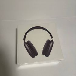 Apple AirPods Max Wireless Over-Ear Headset - Space Gray 