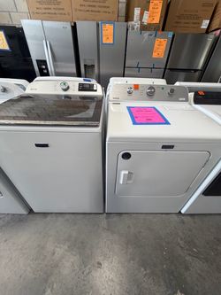Maytag Washer and Dryer Set