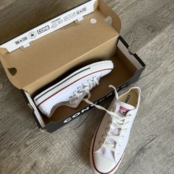 New Converse Size 7 Men