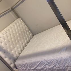 Queen Size Canopy Bed + Mattress