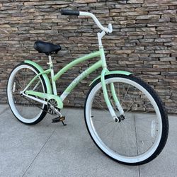 Realm “ Shorebreak “ 26 Inch Beach Cruiser 