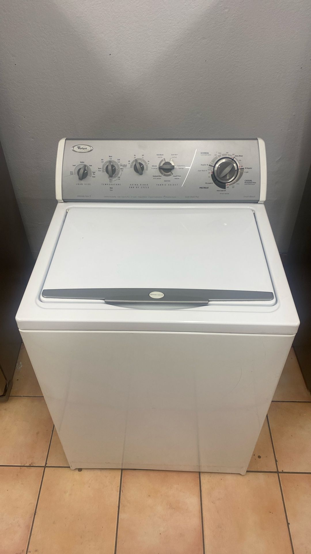 WHIRLPOOL WASHER MACHINE