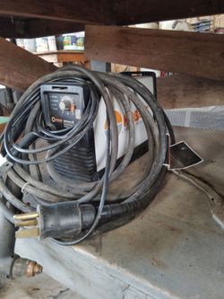 Plasma cutter