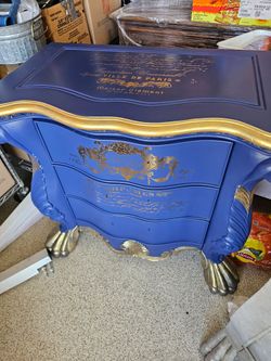 Dresser