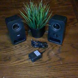 Logitech Z150 Multimedia 2.0 Portable Computer Speakers - Black $20 OBO