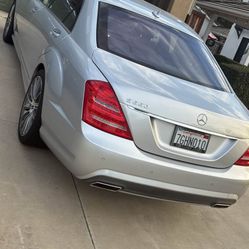 Mercedes S550