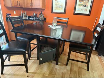 Counter high dinning table