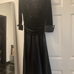 Gorgeous Jessica Howard side six formal black dress for gala or witch costume! Cheap! Pick up in Willowick