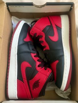 Air Jordan 1 mid