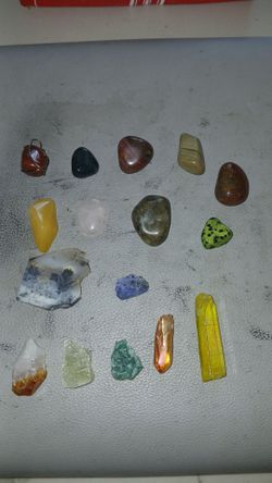 Minerals and rocks and fossilx1 for jewerly