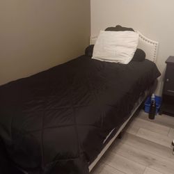 Great twin Bed For Sale  - Perfect For Small Rooms