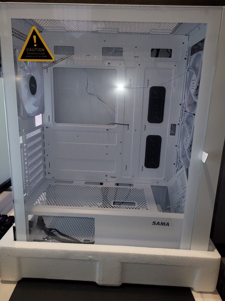 Pc Case Mid Tower With RGB light