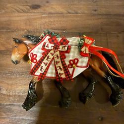 Breyer Christmas Holiday Horse 2020
