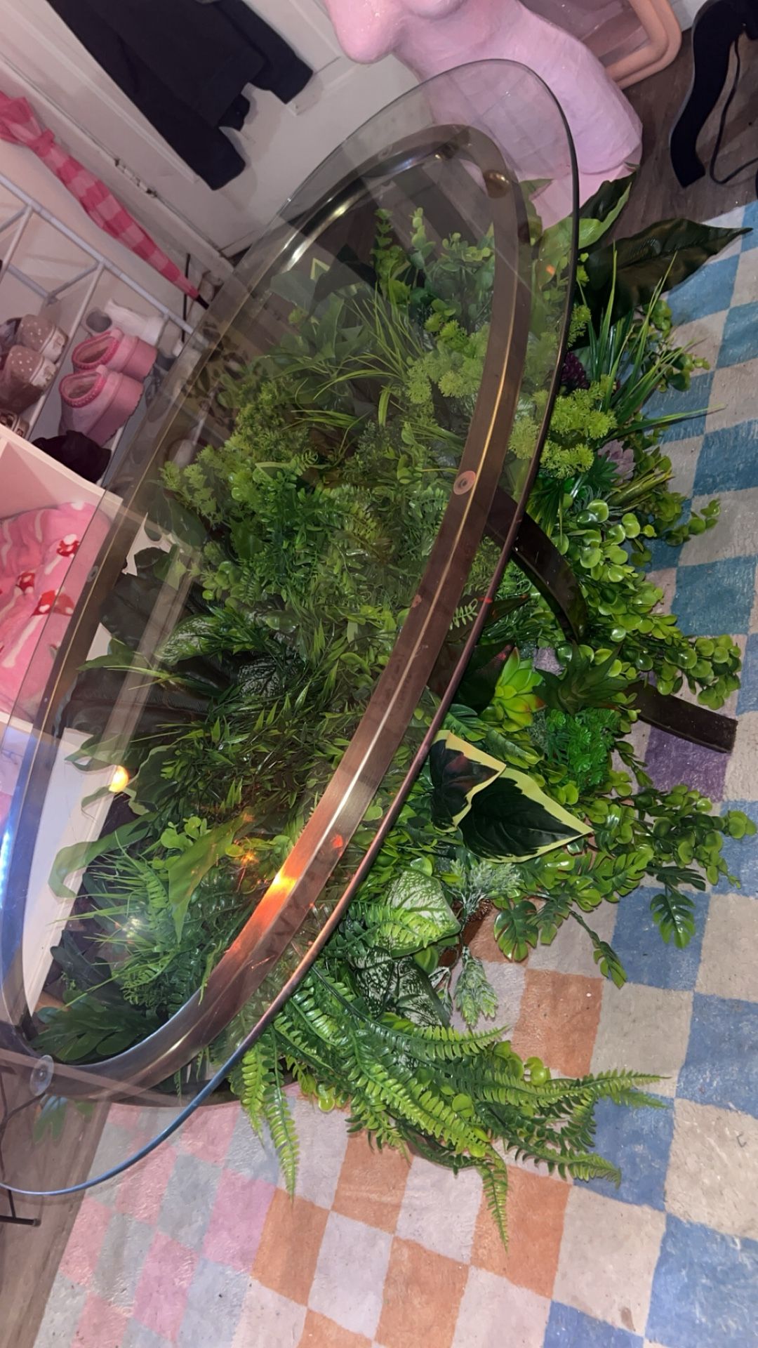 Fake plant table