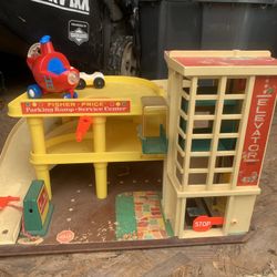 Fischer Price Little People Parking Garage