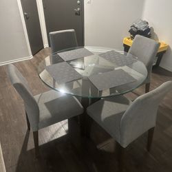 Dining room table