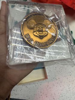 Walt Disney opening day medallion/coin