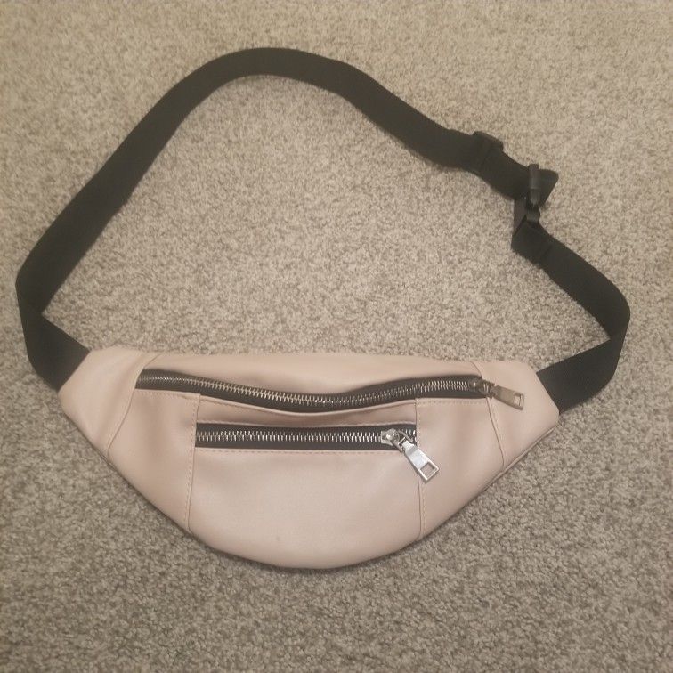 3am Forever Nwot Light Pink Belt Bag 