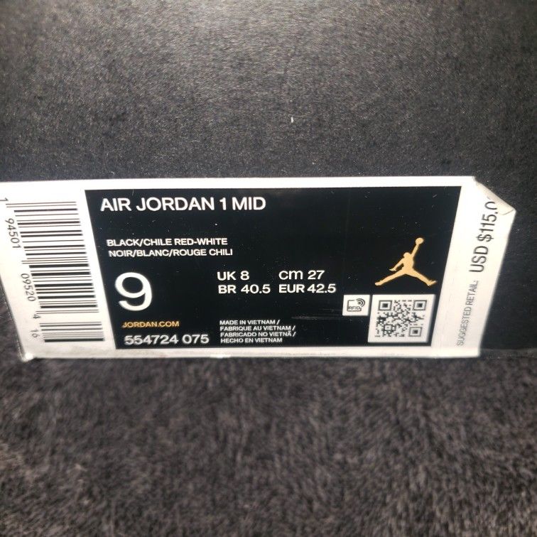 Air Jordan 1 Mid Chili Red