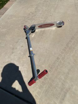 Razor Kick Scooter with Red Grips