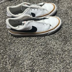 Nike Size 4y 