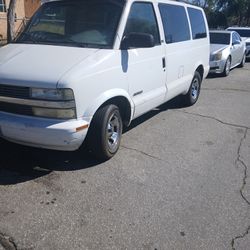 2002 Chevrolet Astro