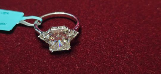 Size 9 5 carat moissanite set in sterling silver .925